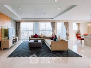 For rent 3 ベッドルーム apartment in Pathum Wan, Bangkok