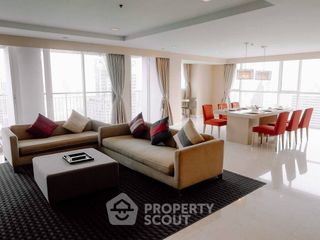 For rent 3 ベッドルーム apartment in Pathum Wan, Bangkok