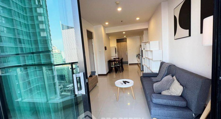 Condo en alquiler de 1 habitaciones en Watthana, Bangkok
