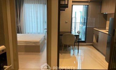 For rent 1 bed condo in Huai Khwang, Bangkok