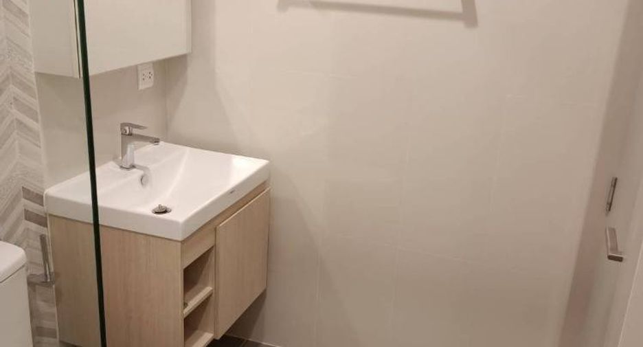 Аренда 1 кровать кондо в Кхлонг Тоеи, Бангкок