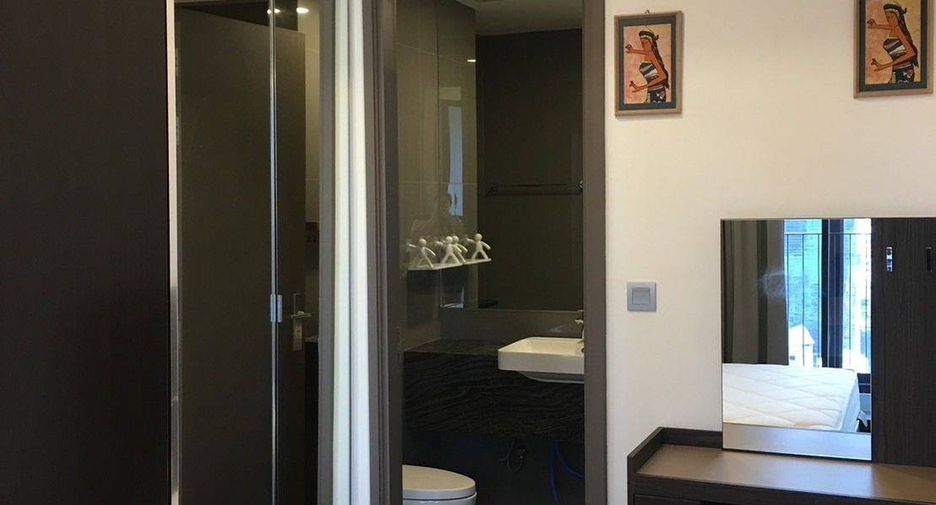 For rent 1 bed condo in Bang Rak, Bangkok