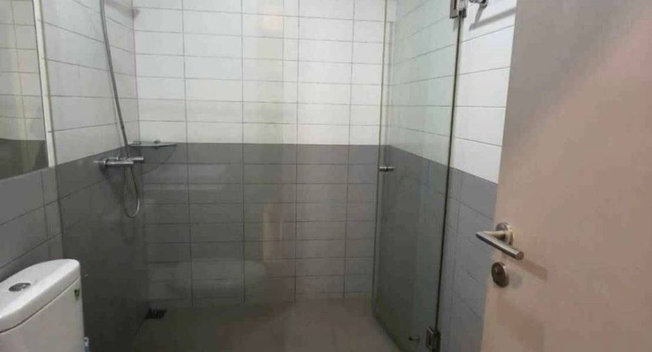 For rent 2 ベッドルーム condo in Phra Khanong, Bangkok