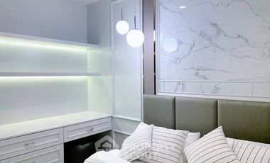 For rent 1 Beds condo in Huai Khwang, Bangkok