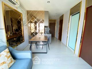Condo en alquiler de 2 habitaciones en Huai Khwang, Bangkok