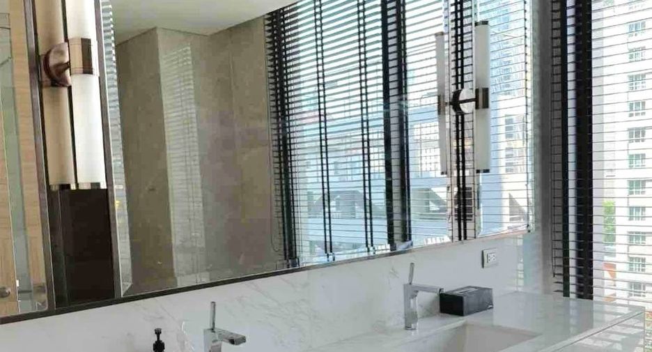 For rent 2 ベッドルーム condo in Pathum Wan, Bangkok