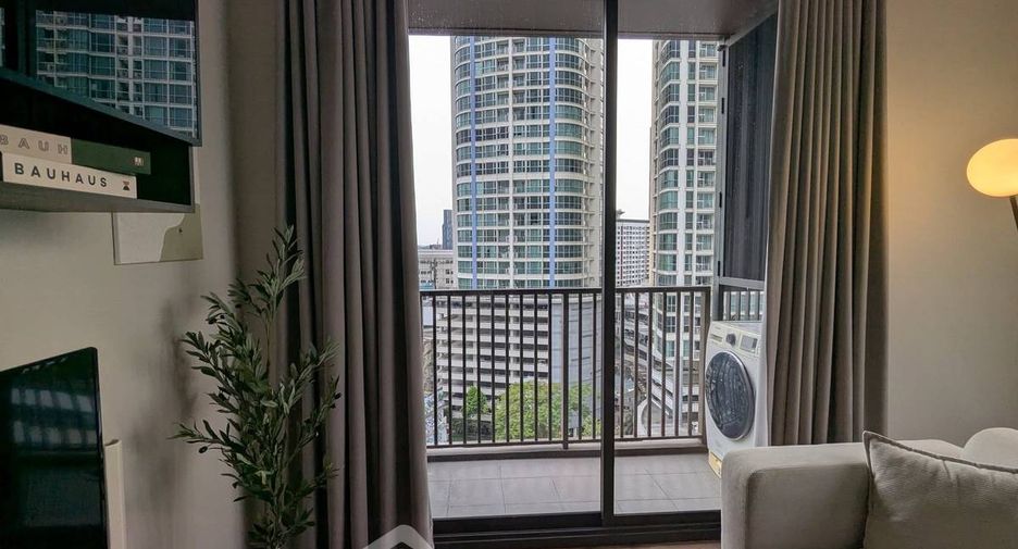 Condo en alquiler de 1 habitaciones en Khlong Toei, Bangkok