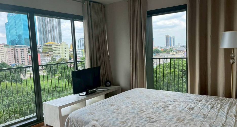 For rent 1 bed condo in Watthana, Bangkok