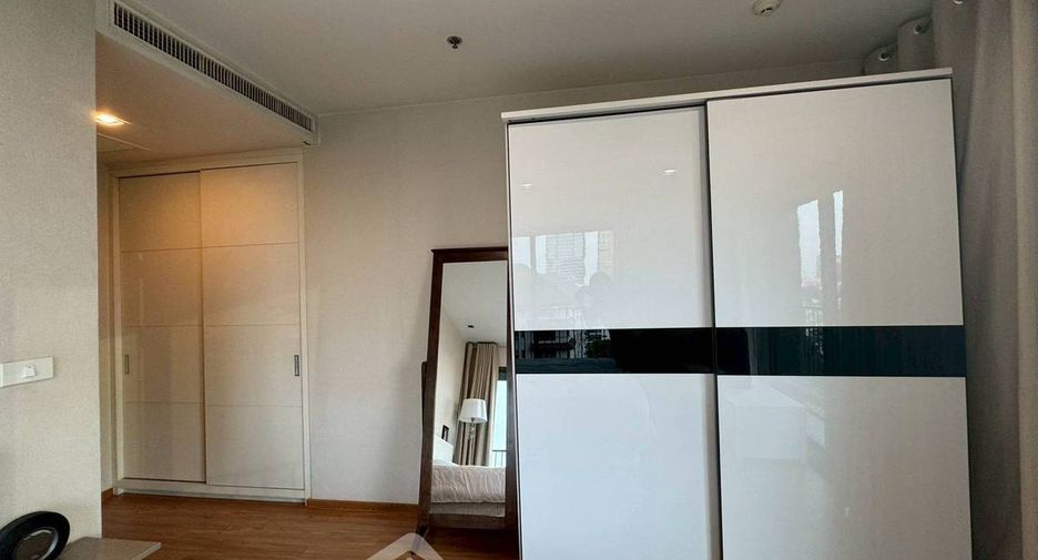 For rent 1 bed condo in Watthana, Bangkok
