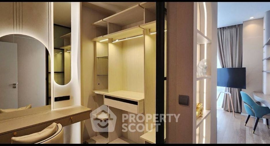 For rent 2 bedrooms condo in Pathum Wan, Bangkok