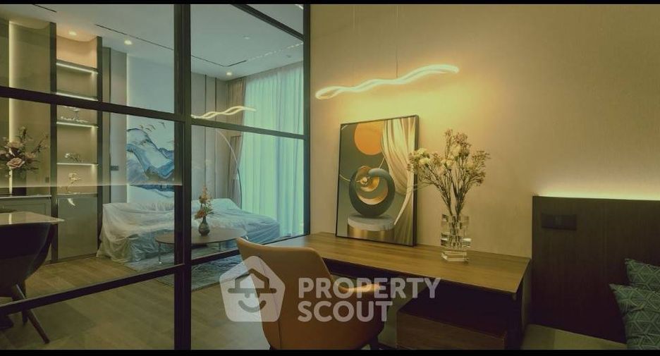 For rent 2 bedrooms condo in Pathum Wan, Bangkok