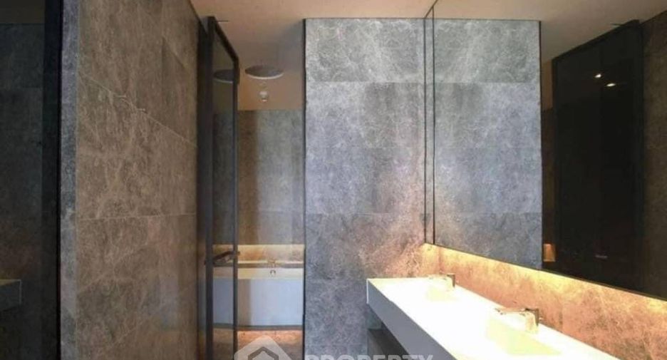 For rent 1 bed condo in Khlong San, Bangkok