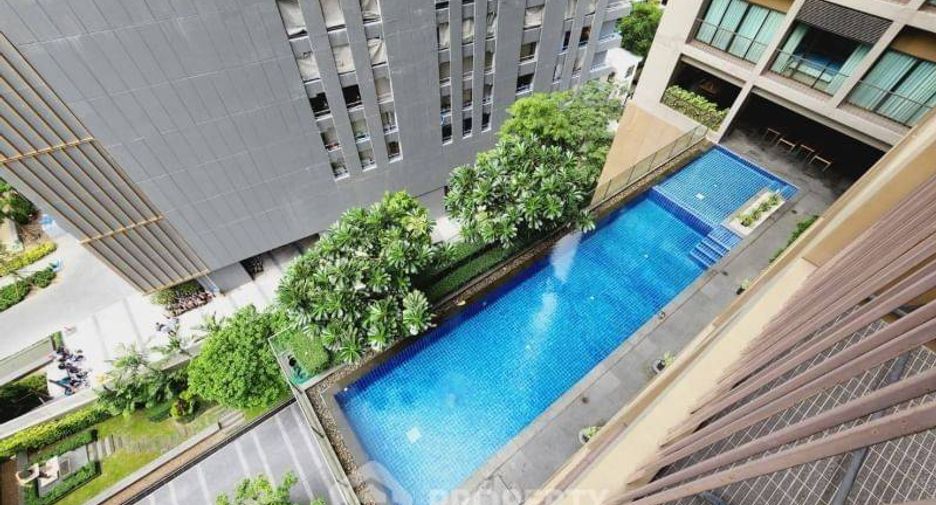 For rent 2 bedrooms condo in Khlong Toei, Bangkok