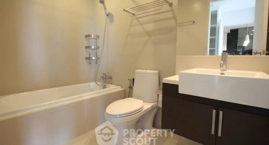 For rent 1 bed condo in Watthana, Bangkok