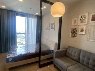 Wohnung zur Miete mit 1 Zimmer in Huai Khwang, Bangkok
