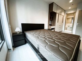 À louer 2 chambres condo à Huai Khwang, Bangkok