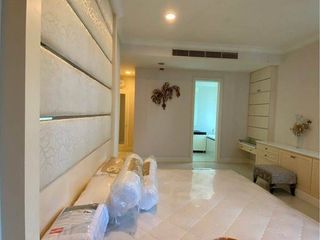 Apartment zur Miete mit 3 Zimmer in Watthana, Bangkok