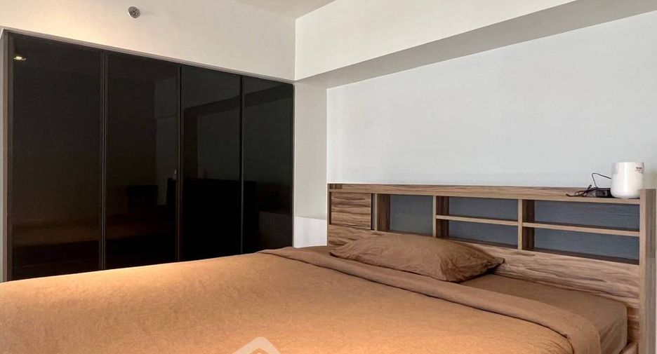 For rent 1 bed condo in Sathon, Bangkok