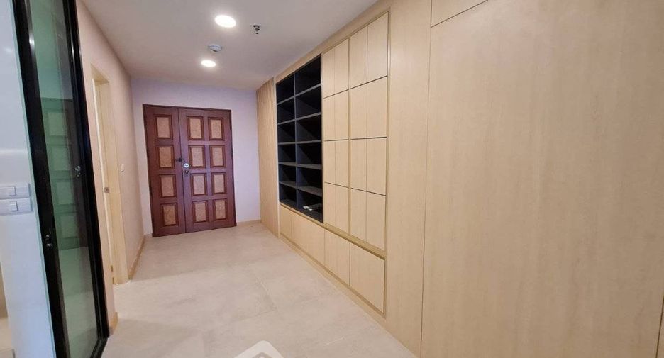 For rent 3 ベッドルーム condo in Rat Burana, Bangkok