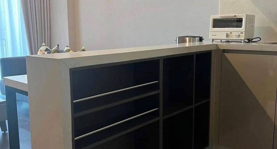 Condo en alquiler de 1 habitaciones en Khlong Toei, Bangkok