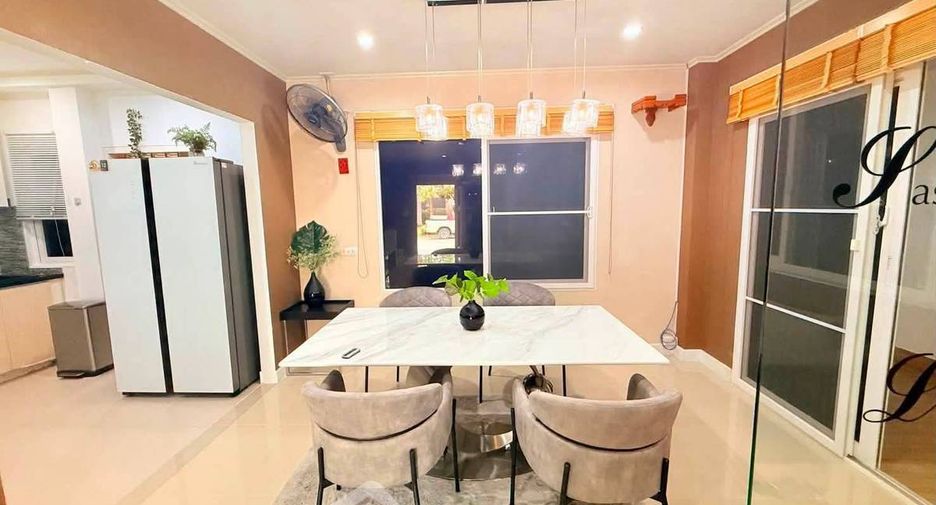 For rent 3 bedrooms house in Bang Lamung, Chonburi