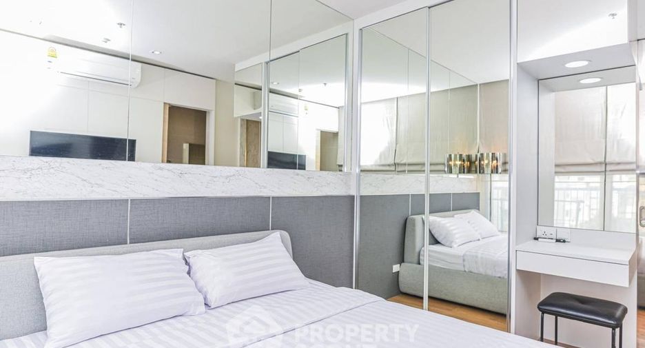 For rent 2 bedrooms condo in Khlong Toei, Bangkok