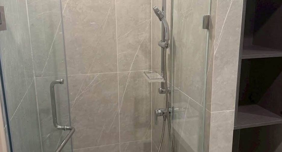 For rent 1 bed condo in Huai Khwang, Bangkok