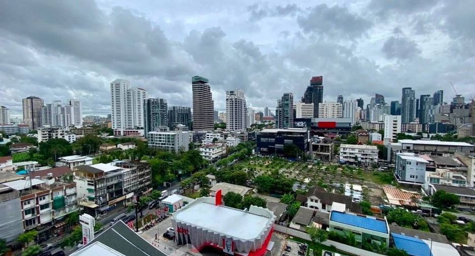 Condo en alquiler de 1 habitaciones en Watthana, Bangkok