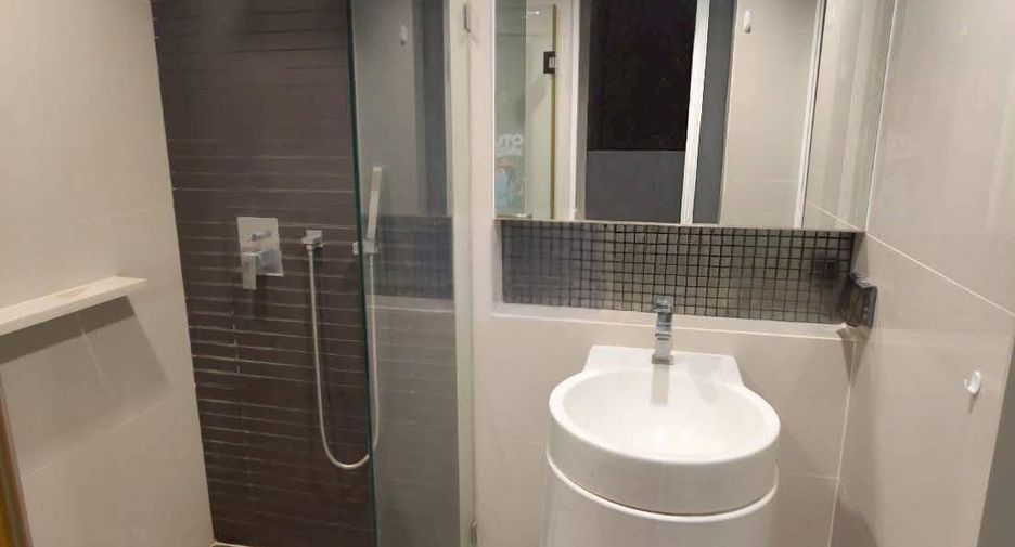 Wohnung zur Miete mit 1 Zimmer in Sathon, Bangkok