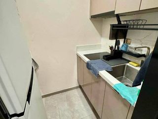 Condo en alquiler de 1 habitaciones en Huai Khwang, Bangkok