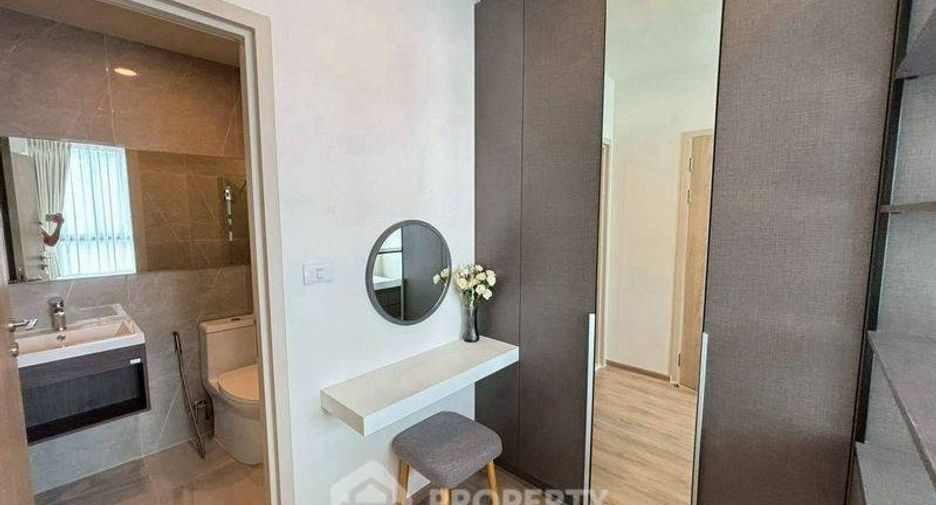 Condo en alquiler de 2 habitaciones en Huai Khwang, Bangkok