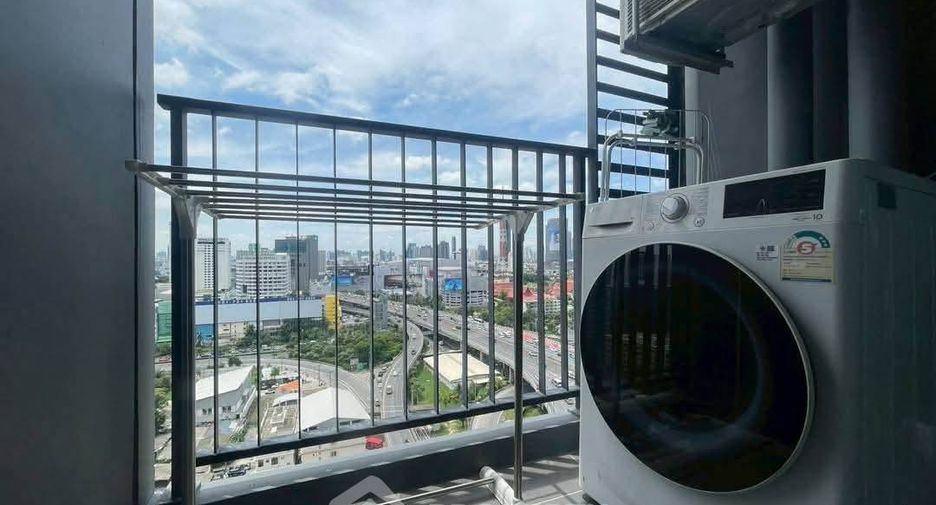 Wohnung zur Miete mit 1 Zimmer in Huai Khwang, Bangkok