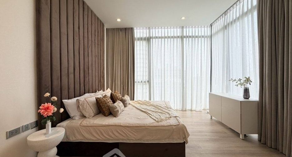 Wohnung zur Miete mit 2 Zimmer in Khlong Toei, Bangkok