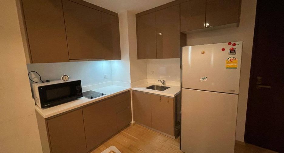 Wohnung zur Miete mit 1 Zimmer in Khlong Toei, Bangkok