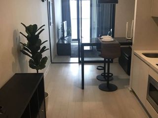 Condo en alquiler de 1 habitaciones en Pathum Wan, Bangkok