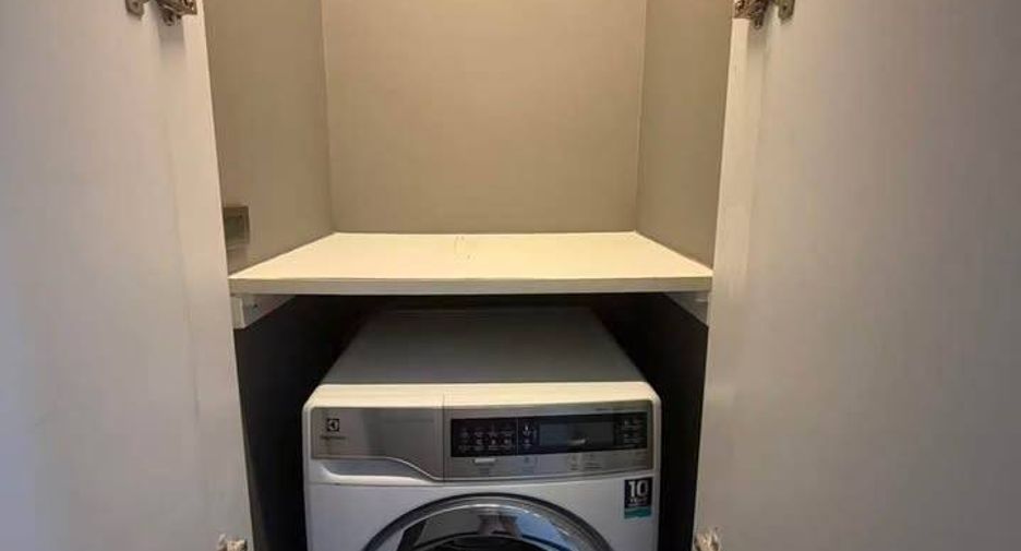 For rent 1 bed condo in Bang Rak, Bangkok