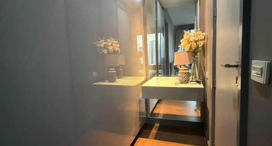 For rent 1 bed condo in Bang Rak, Bangkok