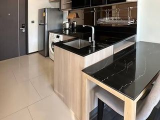 Wohnung zur Miete mit 1 Zimmer in Huai Khwang, Bangkok