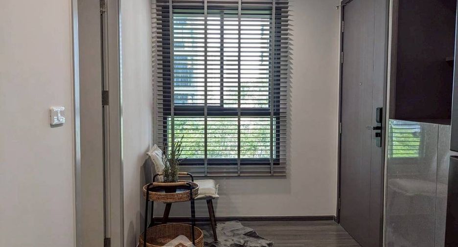 For rent 2 bedrooms condo in Bang Rak, Bangkok