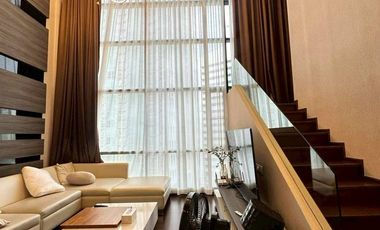 À louer 3 chambres condo à Huai Khwang, Bangkok