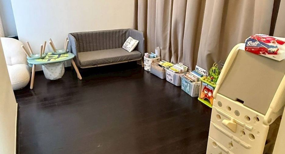 Wohnung zur Miete mit 3 Zimmer in Watthana, Bangkok