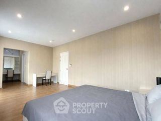 Haus zur Miete mit 5 Zimmer in Suan Luang, Bangkok