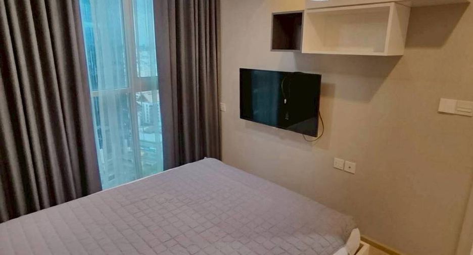 À louer 2 chambres condo à Huai Khwang, Bangkok