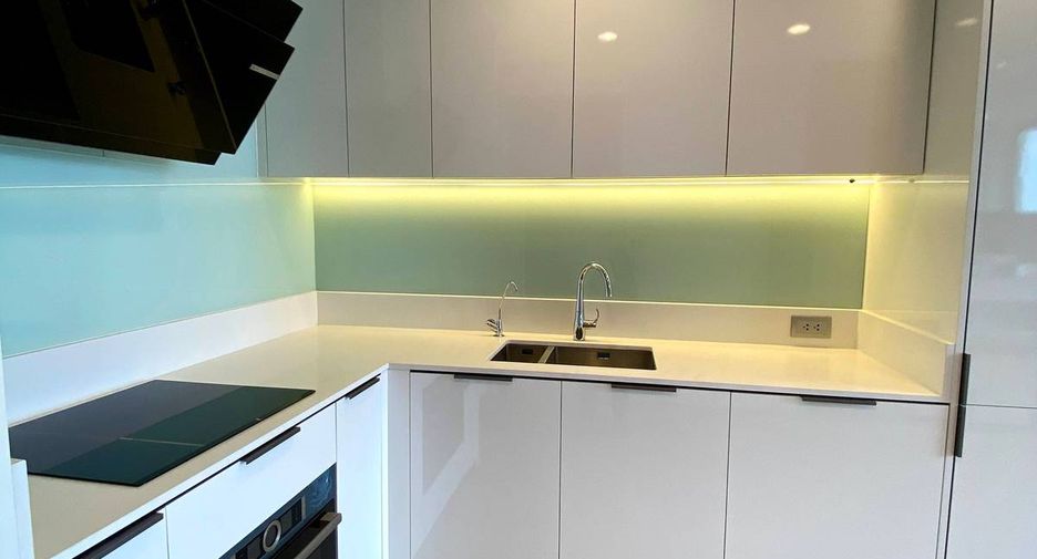 For rent 2 ベッドルーム condo in Sathon, Bangkok