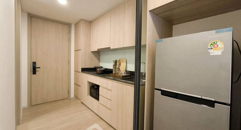 Wohnung zur Miete mit 1 Zimmer in Huai Khwang, Bangkok
