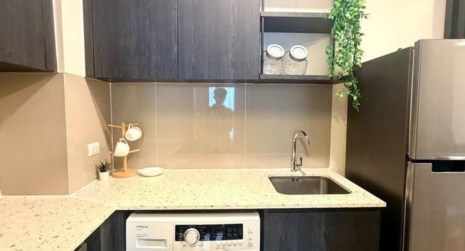 For rent 1 bed condo in Huai Khwang, Bangkok