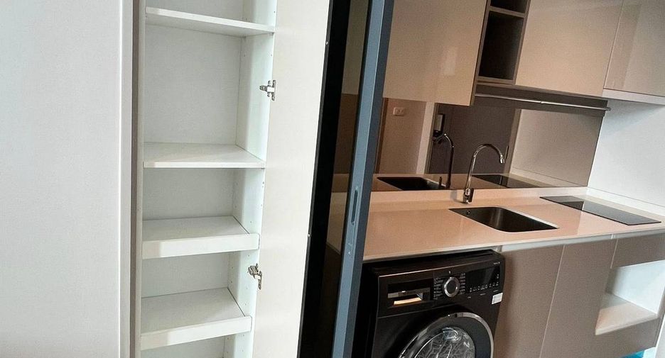 Wohnung zur Miete mit 1 Zimmer in Huai Khwang, Bangkok