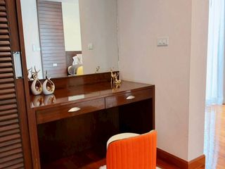 Apartamento en alquiler de 3 habitaciones en Khlong Toei, Bangkok