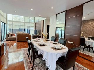 Apartamento en alquiler de 3 habitaciones en Khlong Toei, Bangkok
