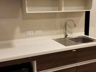 Condo en alquiler de 1 habitaciones en Khlong San, Bangkok